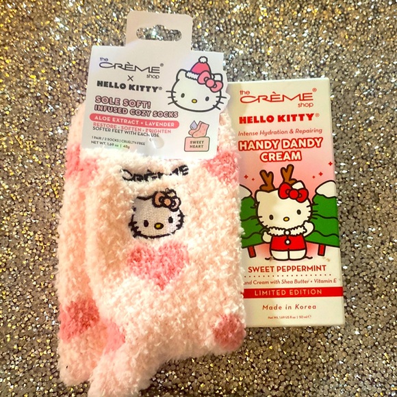 Hello Kitty Accessories - H.Kitty Creme Shop Cozy Socks & Handy Dandy Sweet Peppermint Hand Lotion